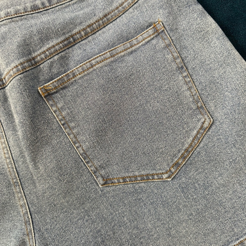 Fantastic Fawn Patriotic Star Jean Shorts🇺🇸 - Picture 5 of 6